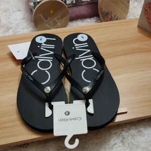 Calvin Klein Black Salya Flip Flops Women's Size 9 🆕
